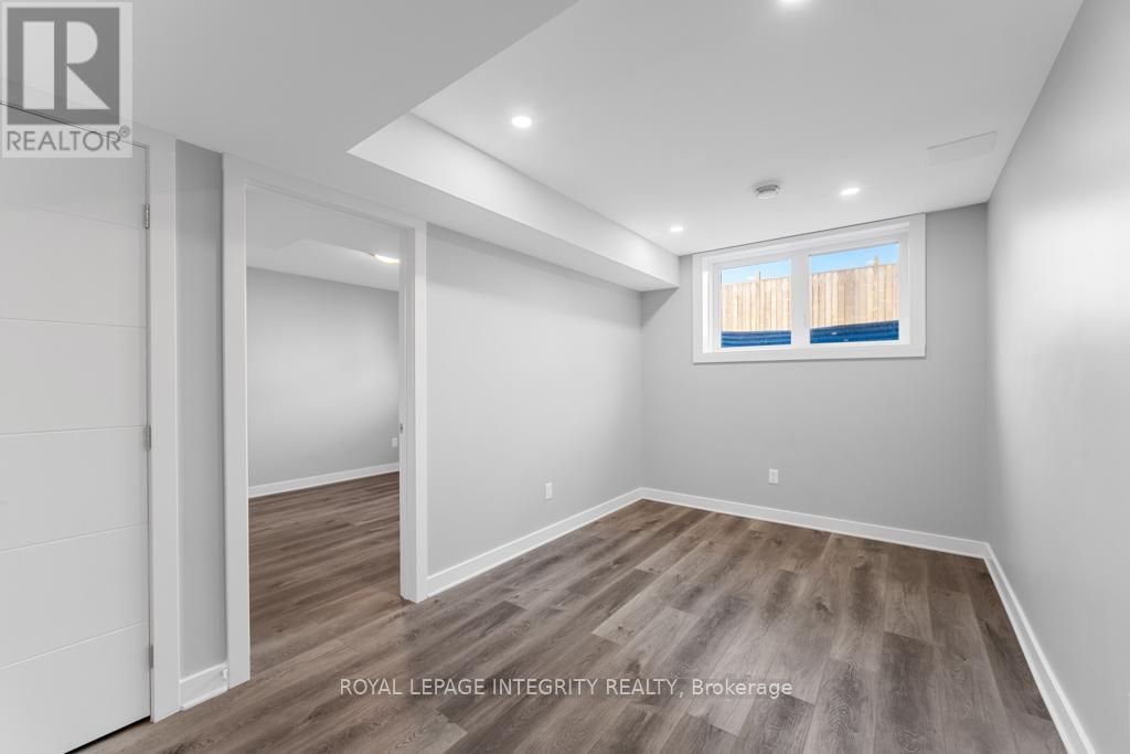 B - 875 Contour Street