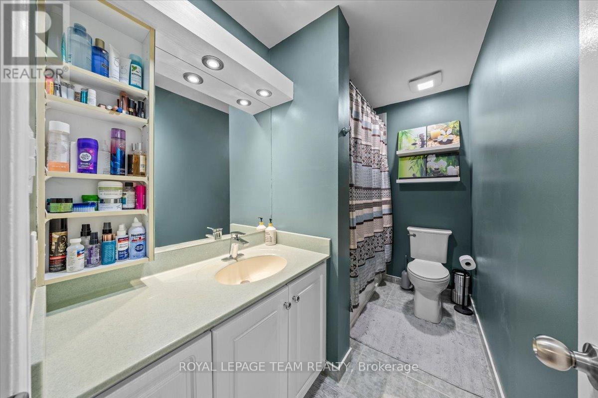 1137 Chimney Hill Way