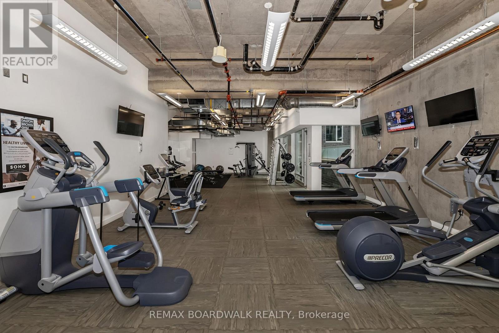 1807 - 111 Champagne Avenue S