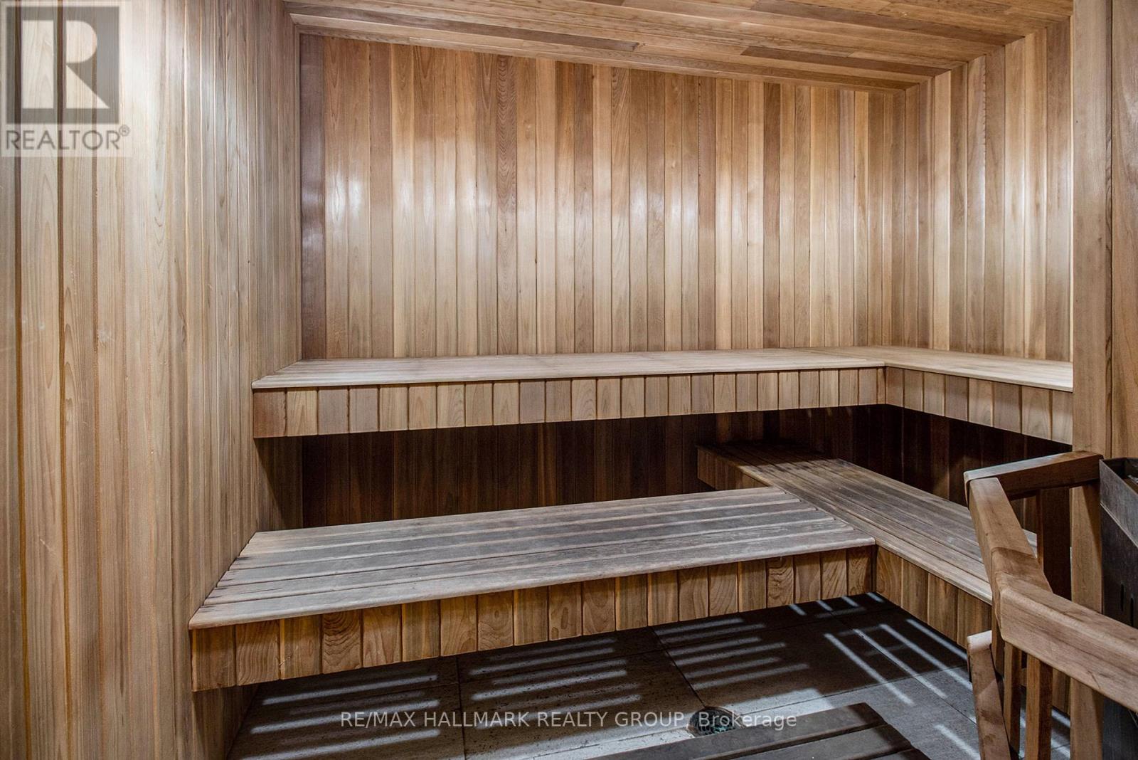 2706 - 195 Besserer Street