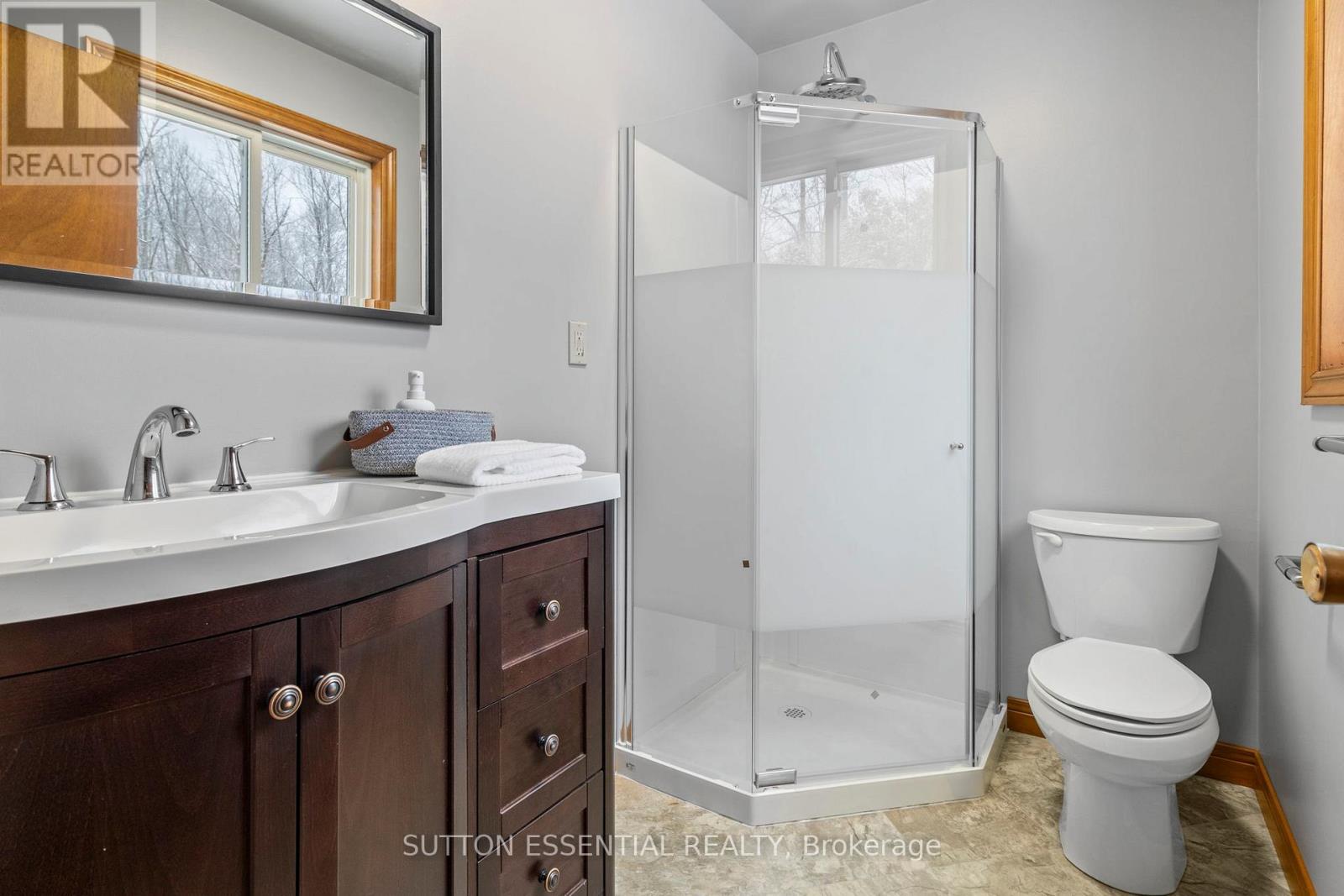 2216 2nd Concession Road