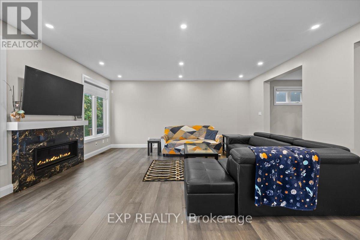 348 Abbeydale Circle