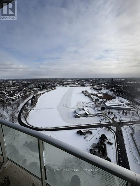 3705 - 805 Carling Avenue