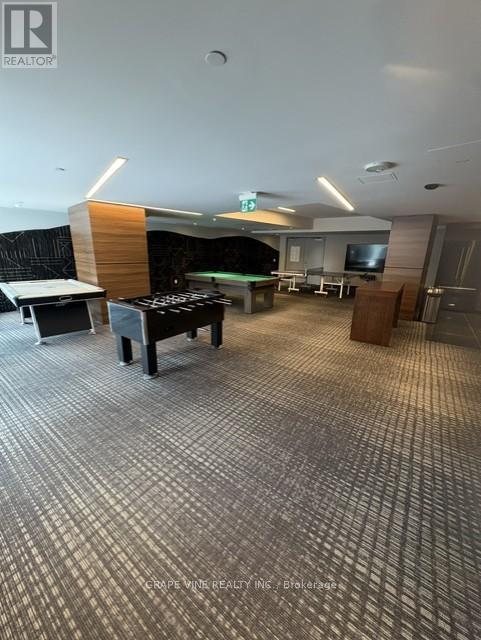 3705 - 805 Carling Avenue