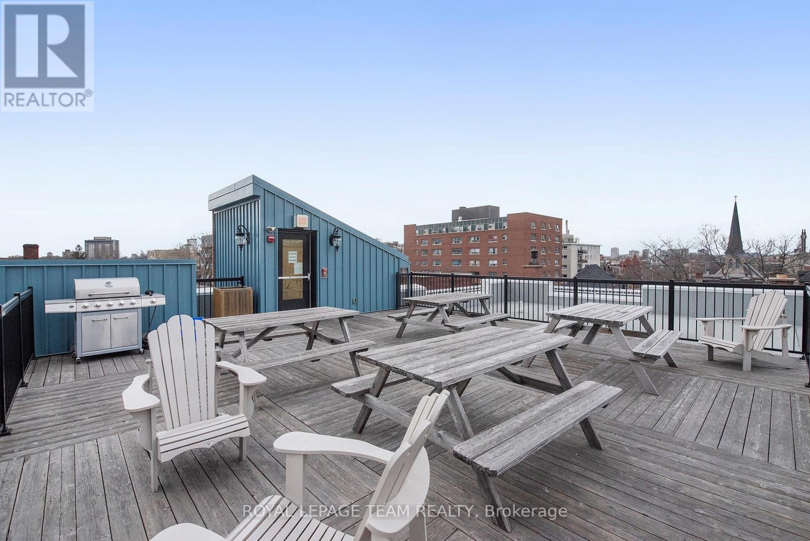 404 - 456 King Edward Avenue