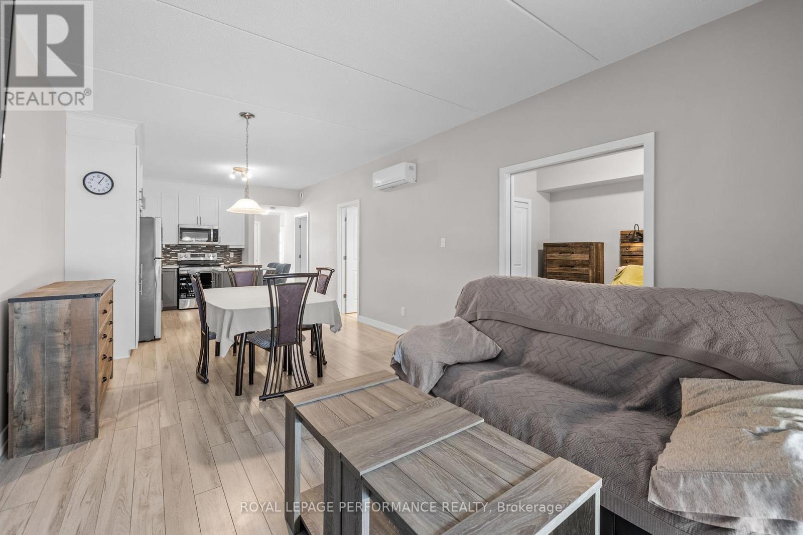 404 - 99 St Moritz Trail