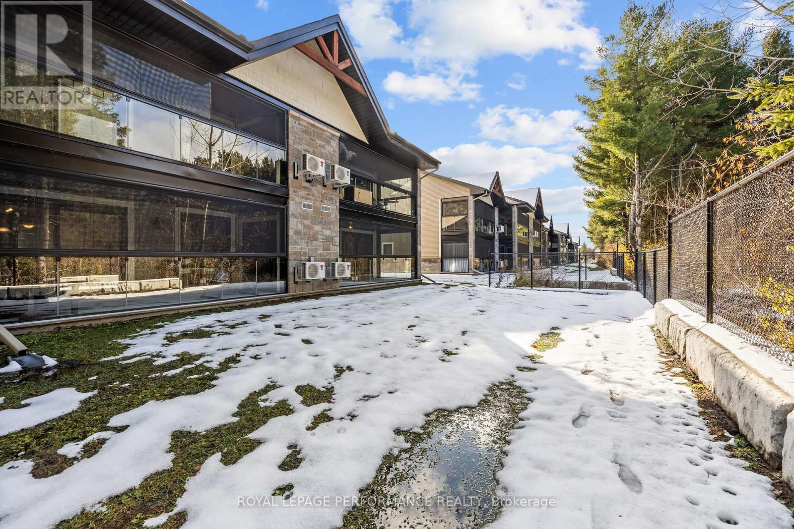 404 - 99 St Moritz Trail