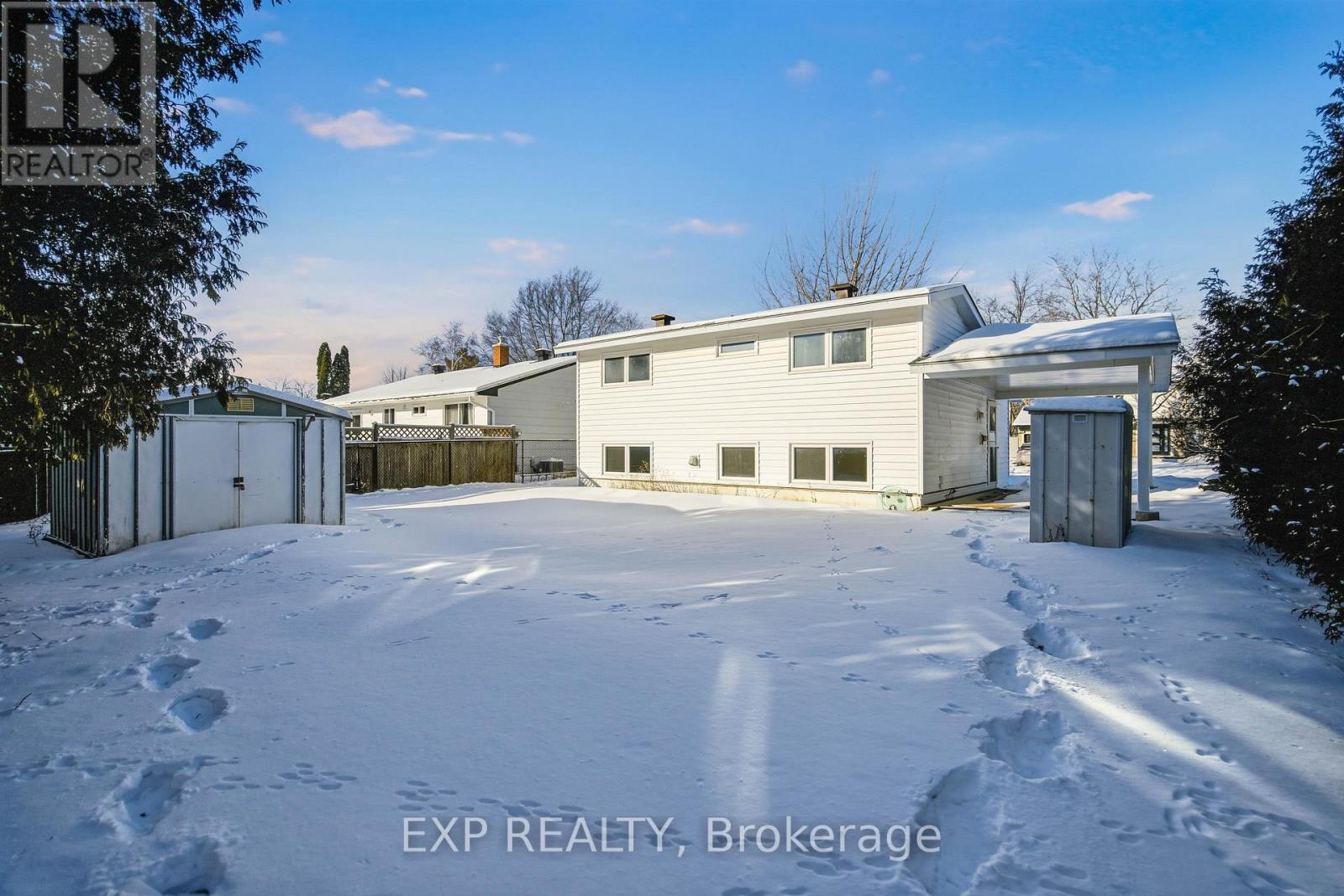 2158 Fillmore Crescent