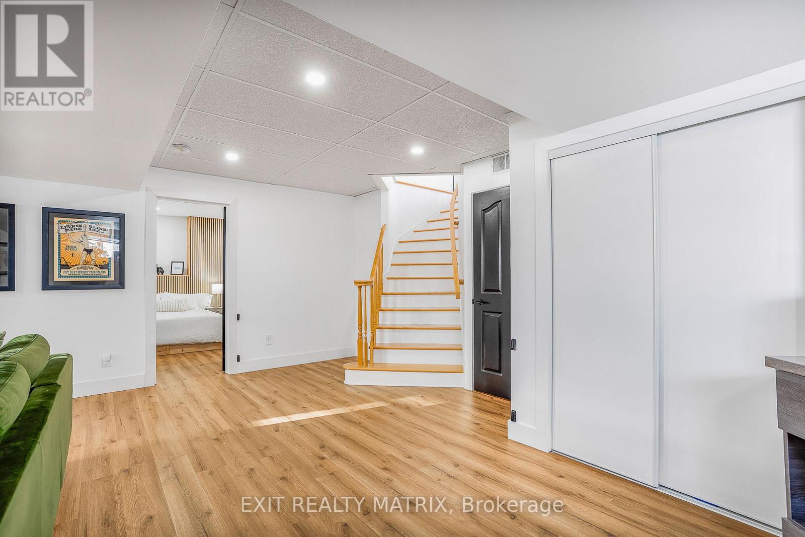 1540 Sandy Hill Road