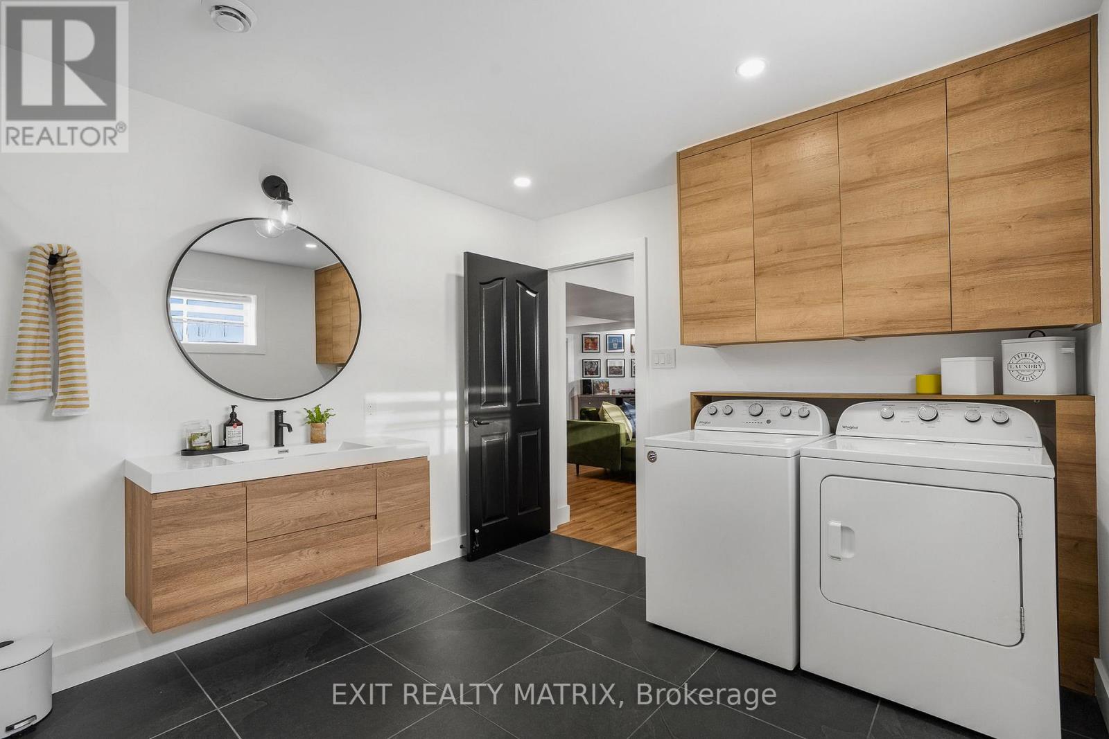 1540 Sandy Hill Road