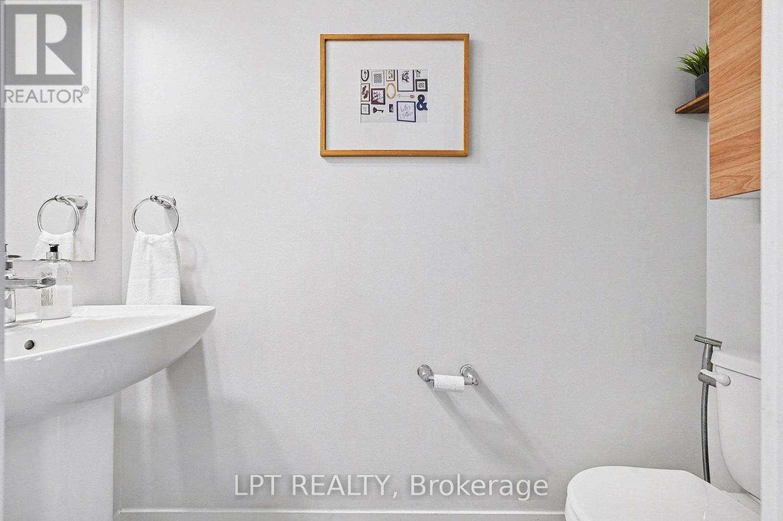 2485 Watercolours Way