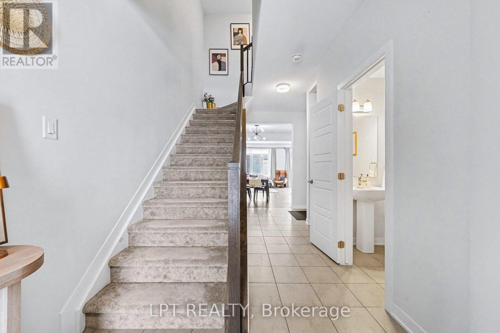 2485 Watercolours Way