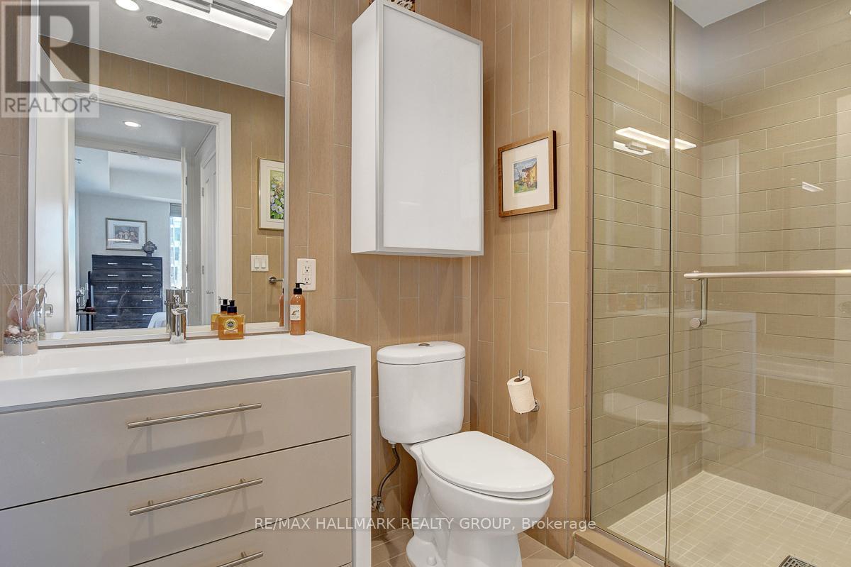 907 - 428 Sparks Street