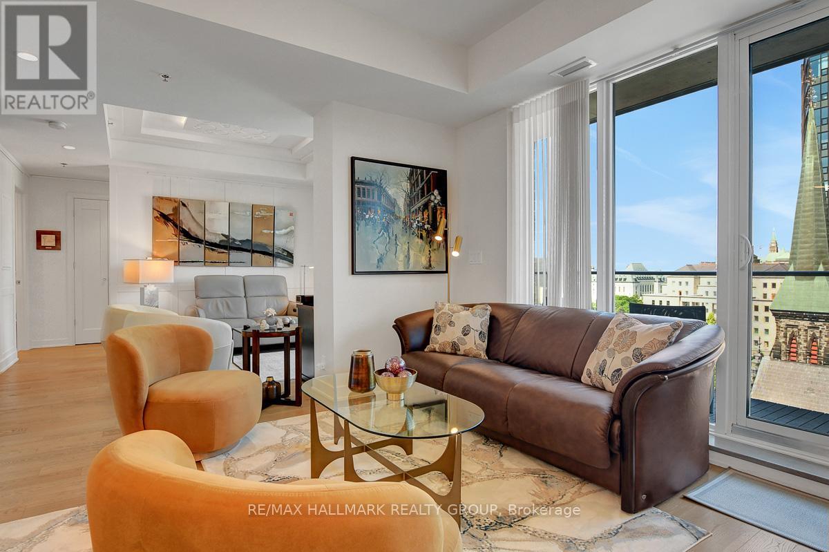 907 - 428 Sparks Street