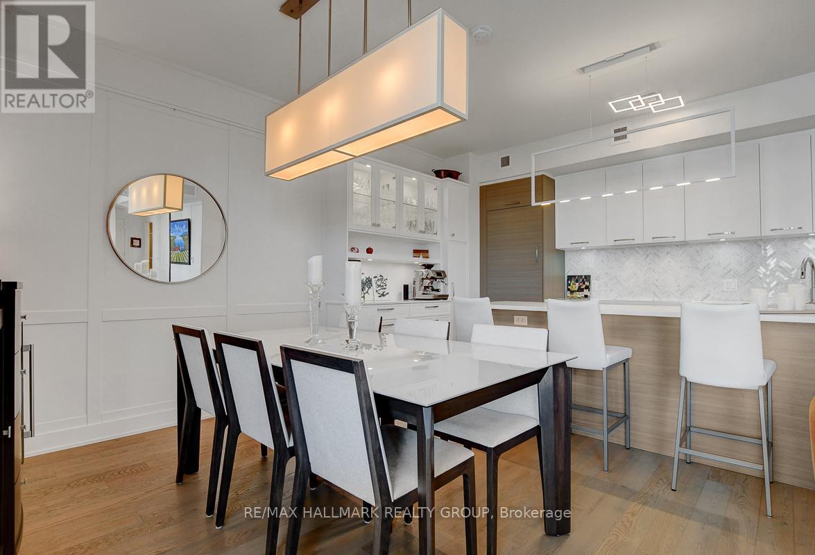 907 - 428 Sparks Street