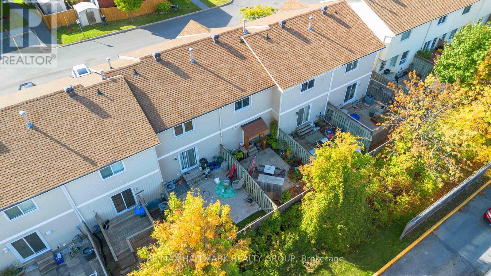 32 - 941 Cookshire Crescent