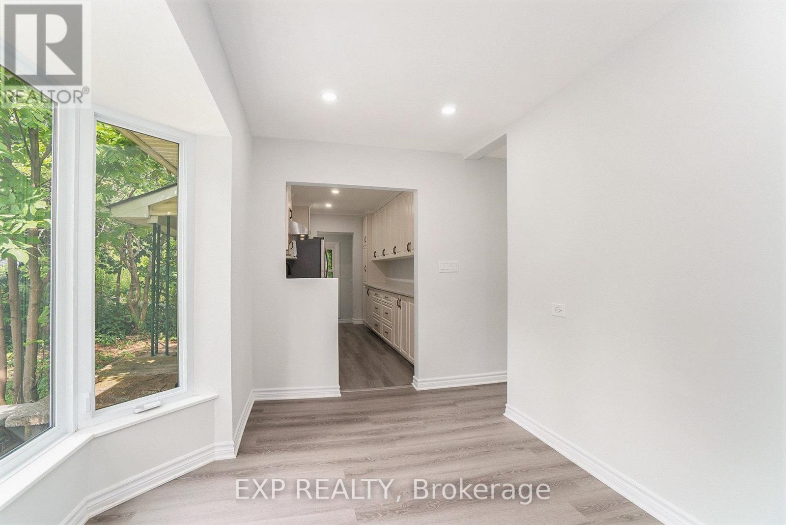 3854 Prince Of Wales Drive