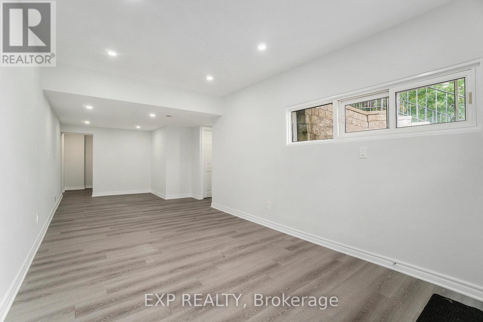 3854 Prince Of Wales Drive