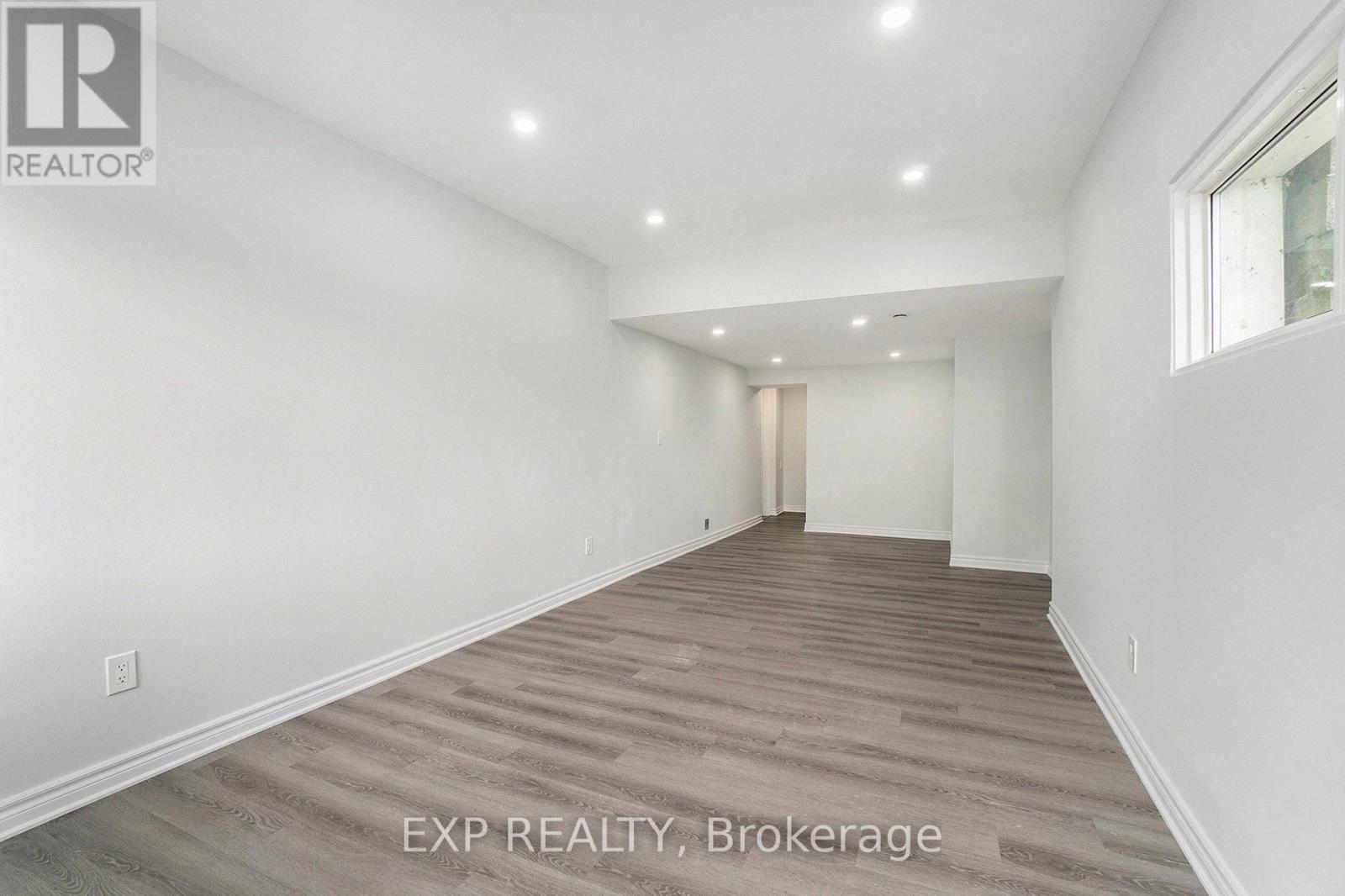 3854 Prince Of Wales Drive