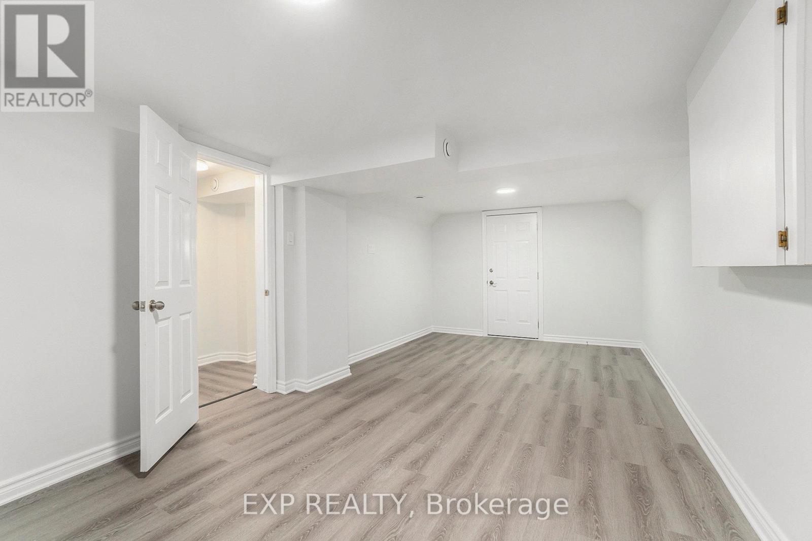 3854 Prince Of Wales Drive