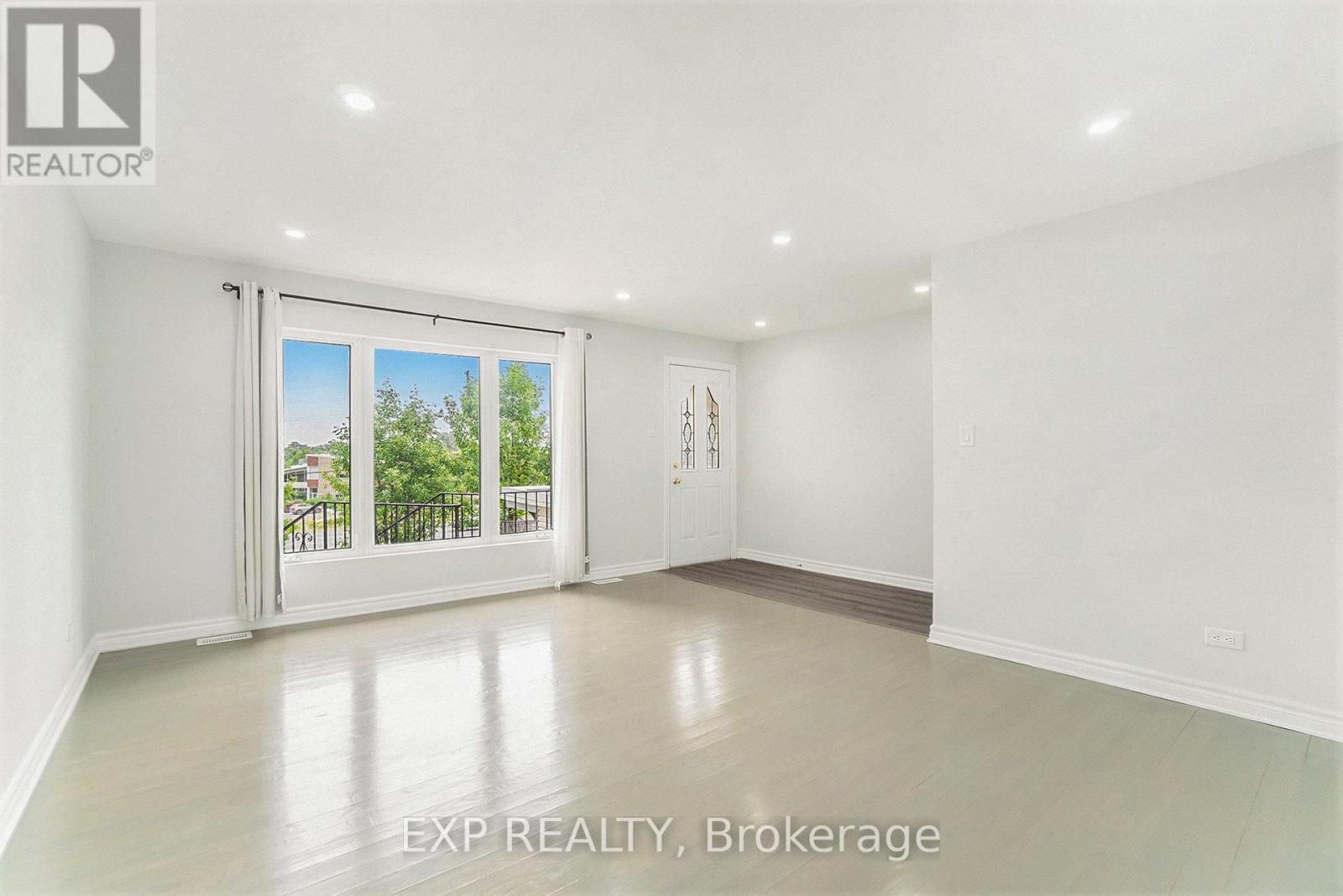 3854 Prince Of Wales Drive