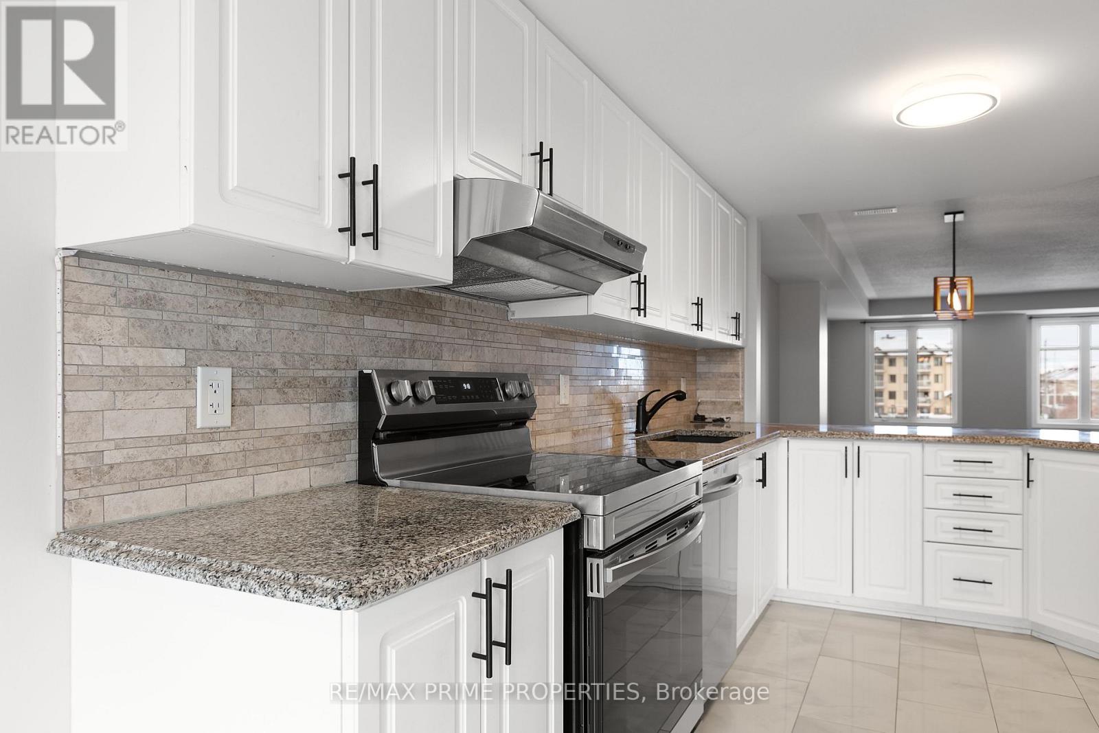 166 Bluestone Private