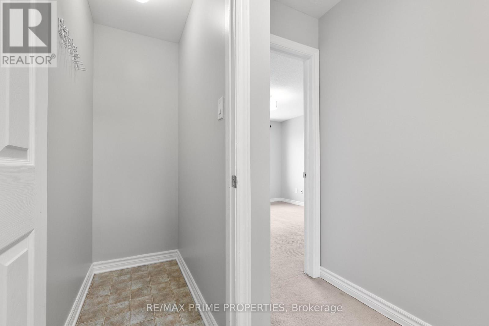 166 Bluestone Private