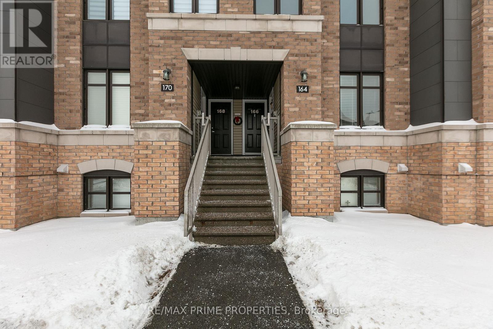 166 Bluestone Private