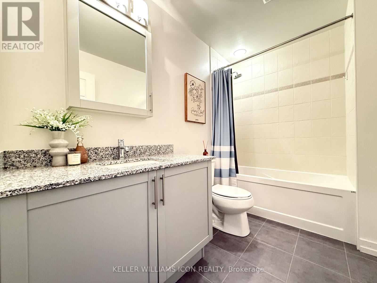 1008 - 330 Titan Private