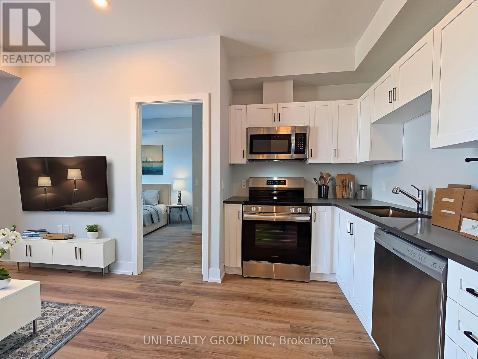 #513 - 1350 Hemlock Road