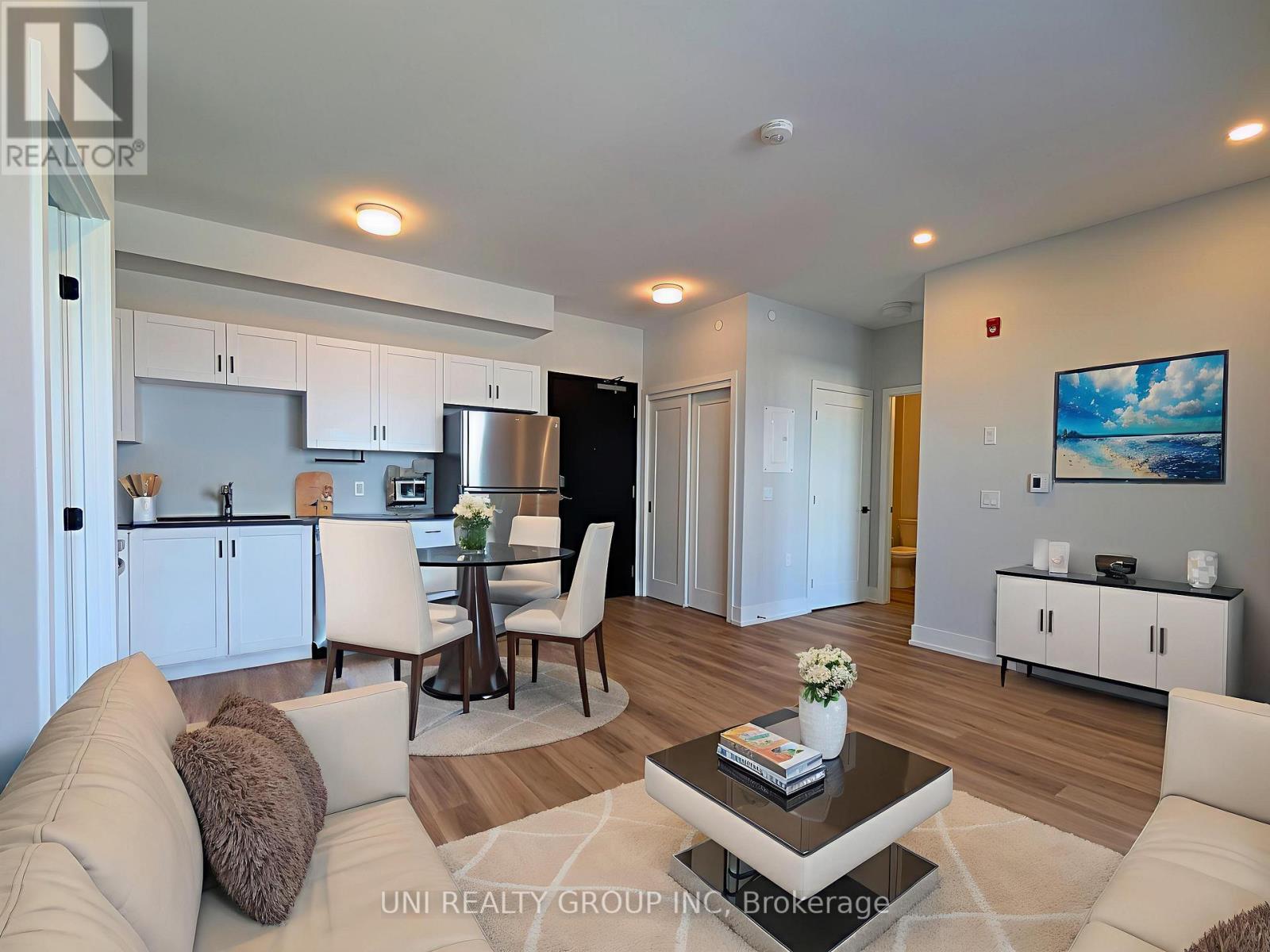 #513 - 1350 Hemlock Road