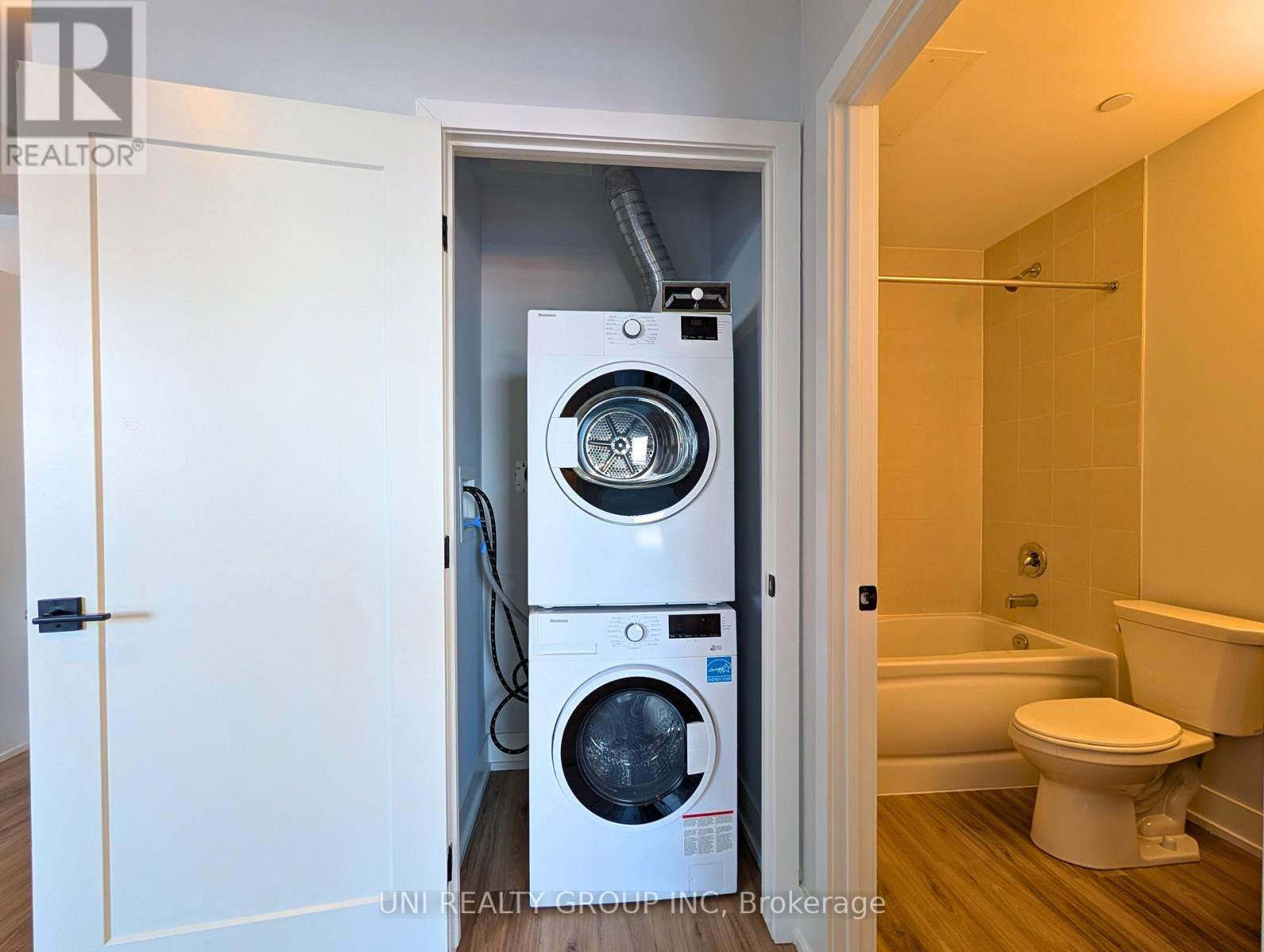 #513 - 1350 Hemlock Road