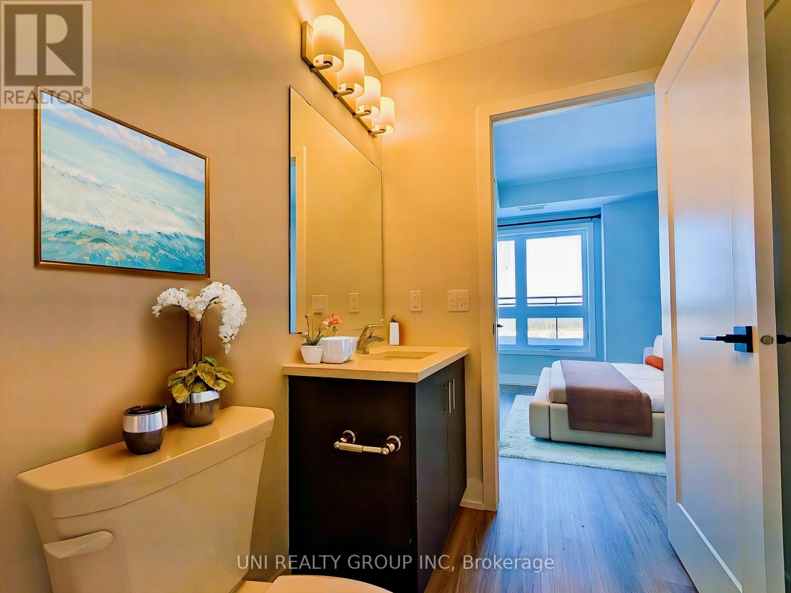 #513 - 1350 Hemlock Road