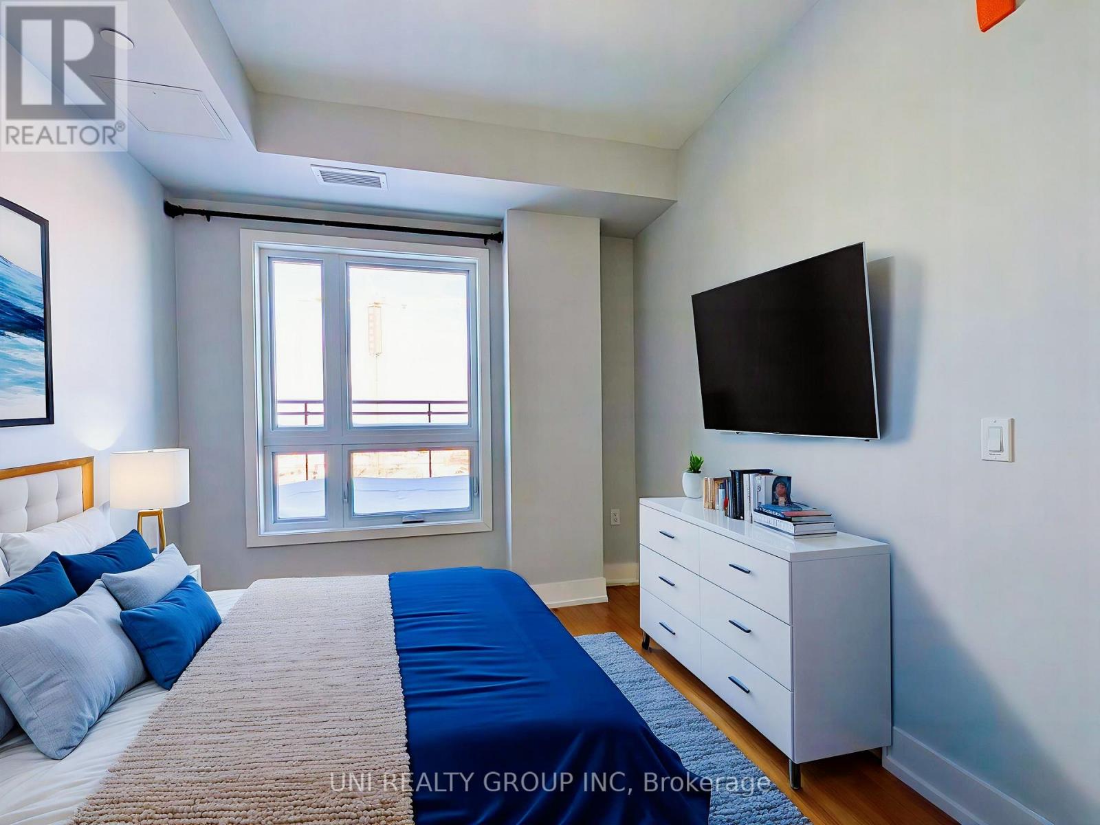 #513 - 1350 Hemlock Road