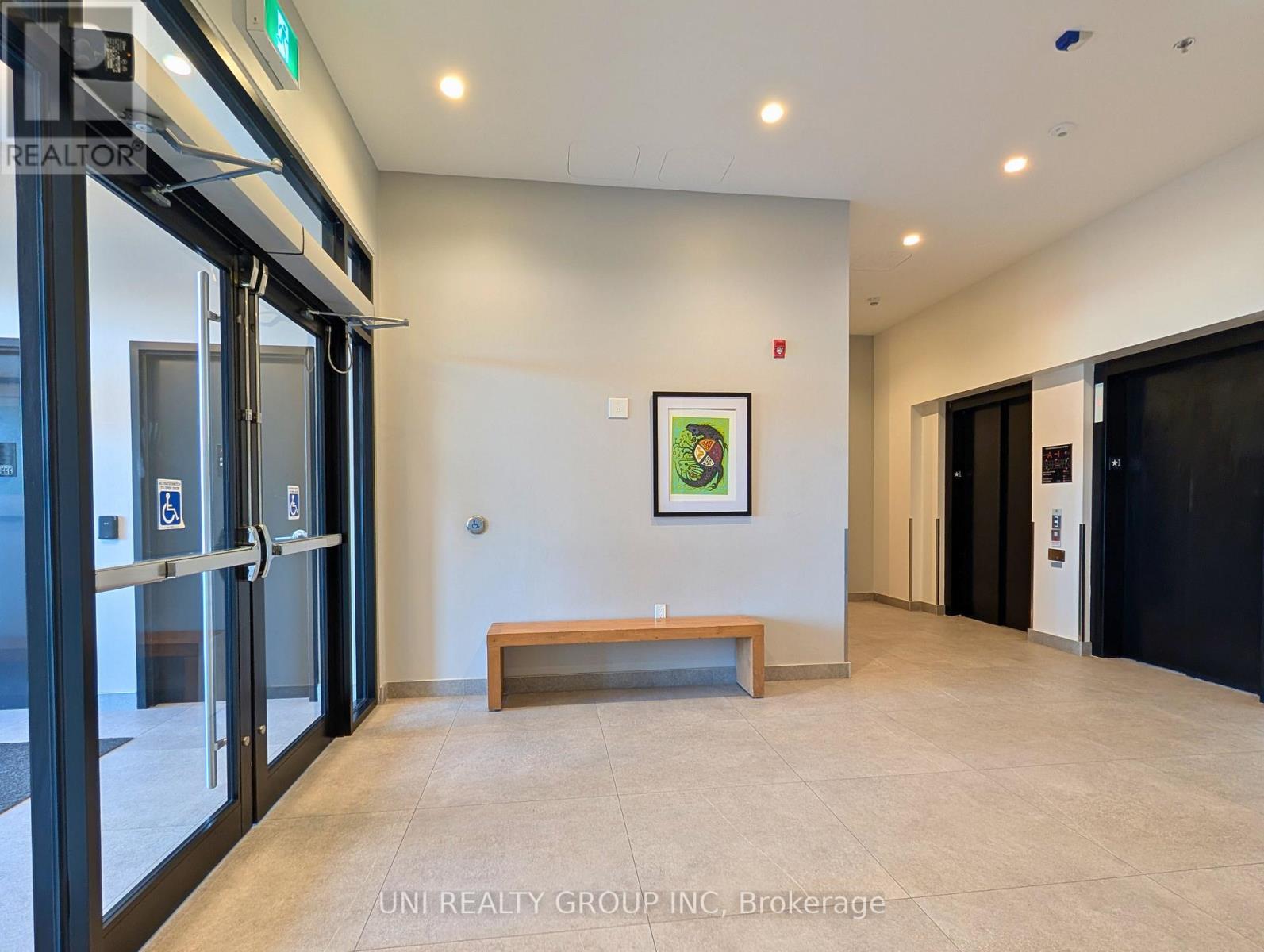 #513 - 1350 Hemlock Road