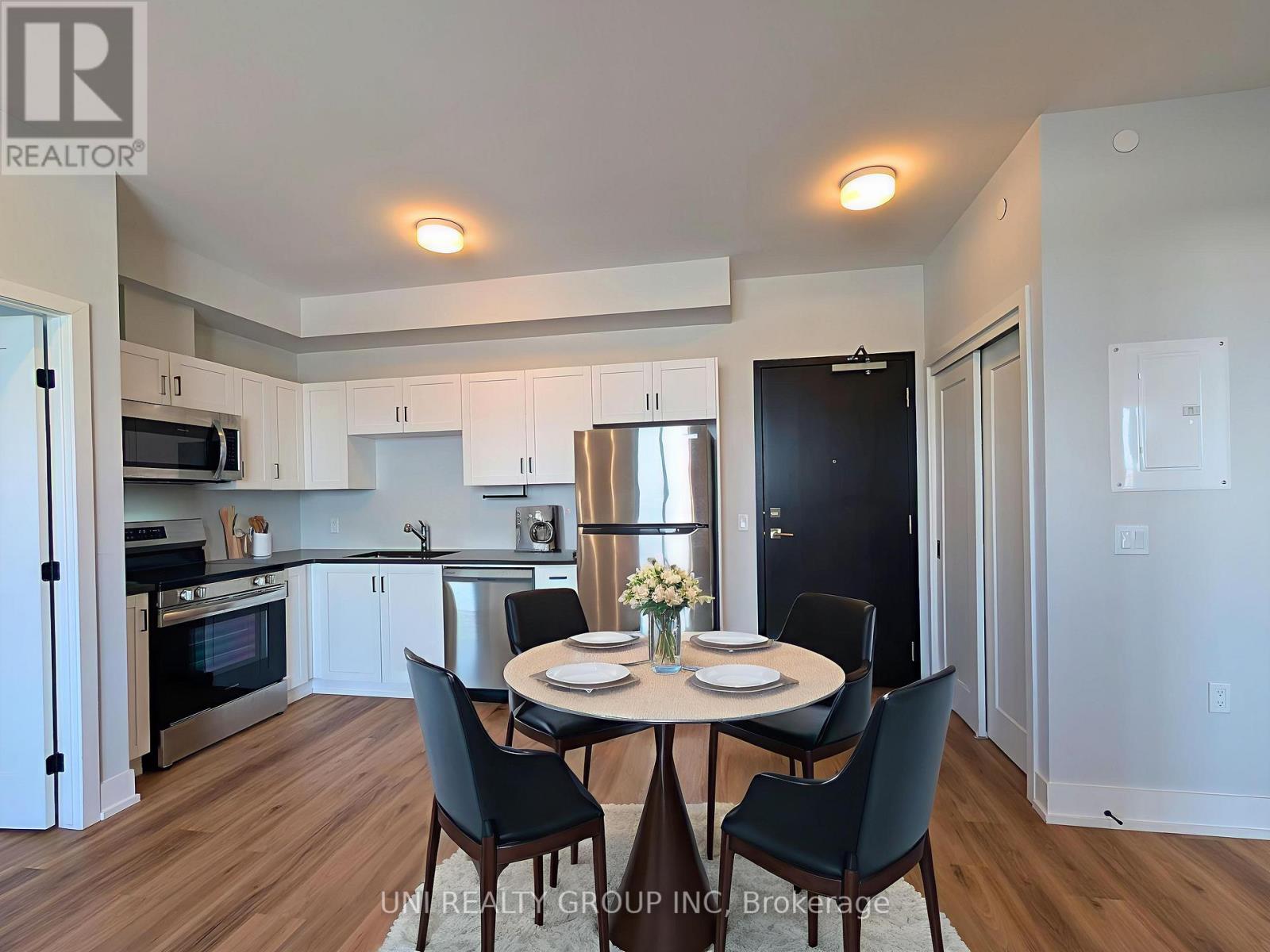 #513 - 1350 Hemlock Road