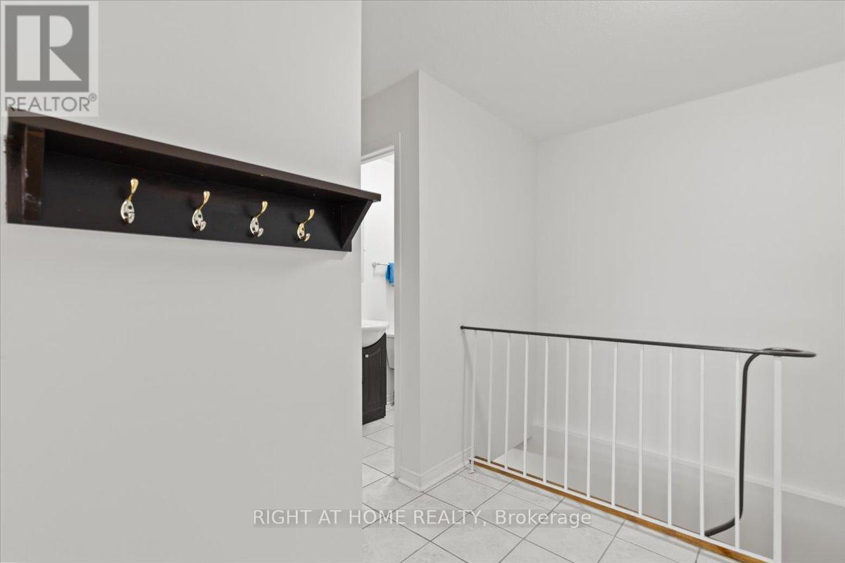 3 - 520 Fenerty Court