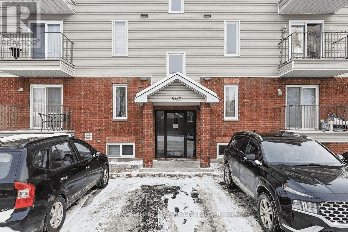 100 - 902 Notre Dame Street