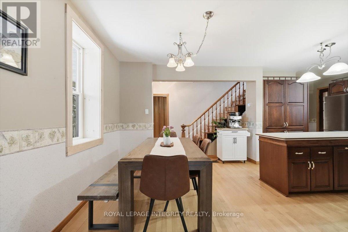 1814 Old Montreal Road