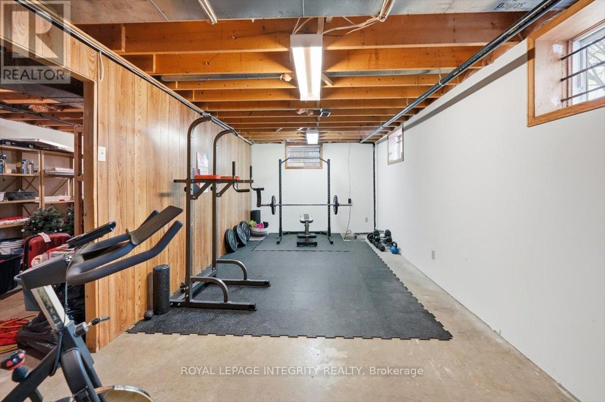 1814 Old Montreal Road