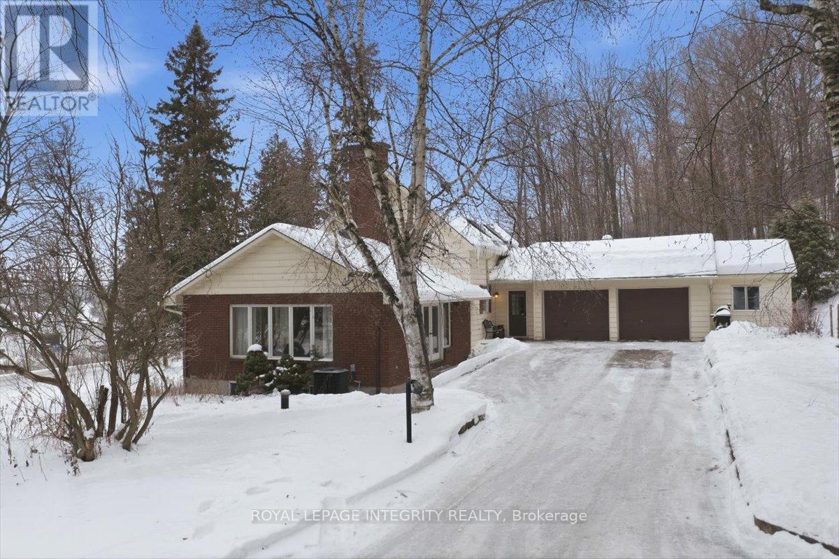 1814 Old Montreal Road