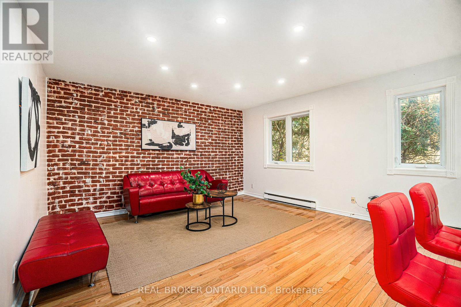 5 - 1204 Shillington Avenue