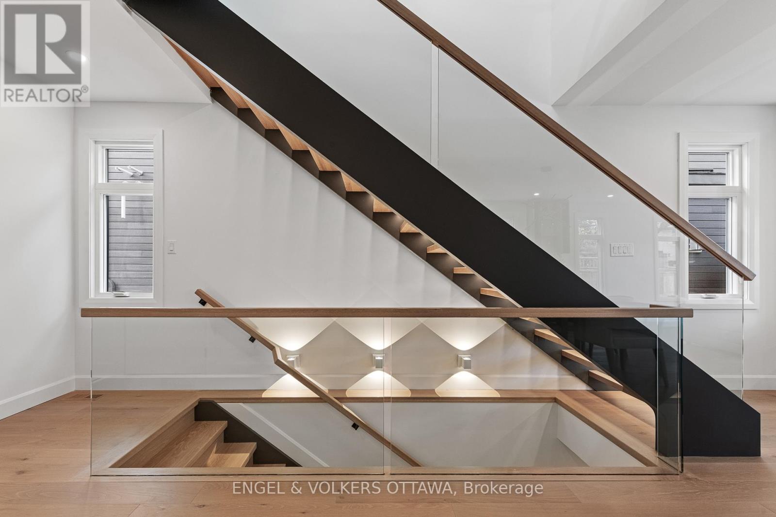 493 Highcroft Avenue