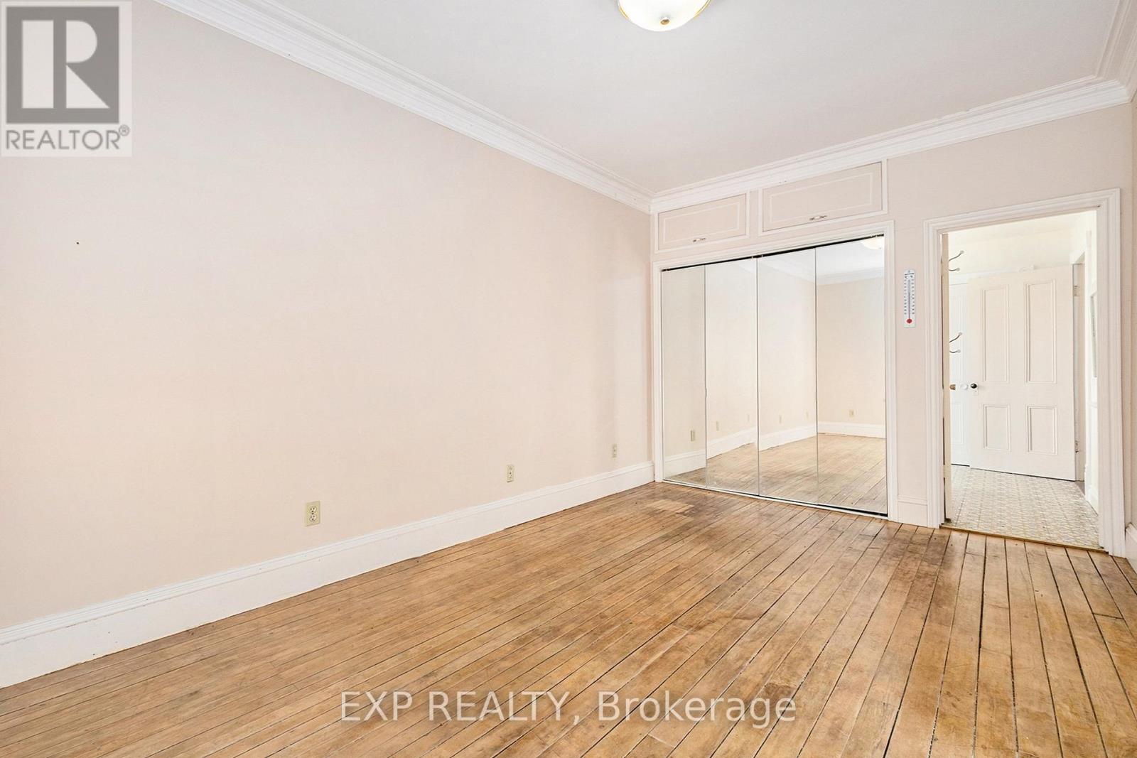 18873 Kenyon Concession 5 Road