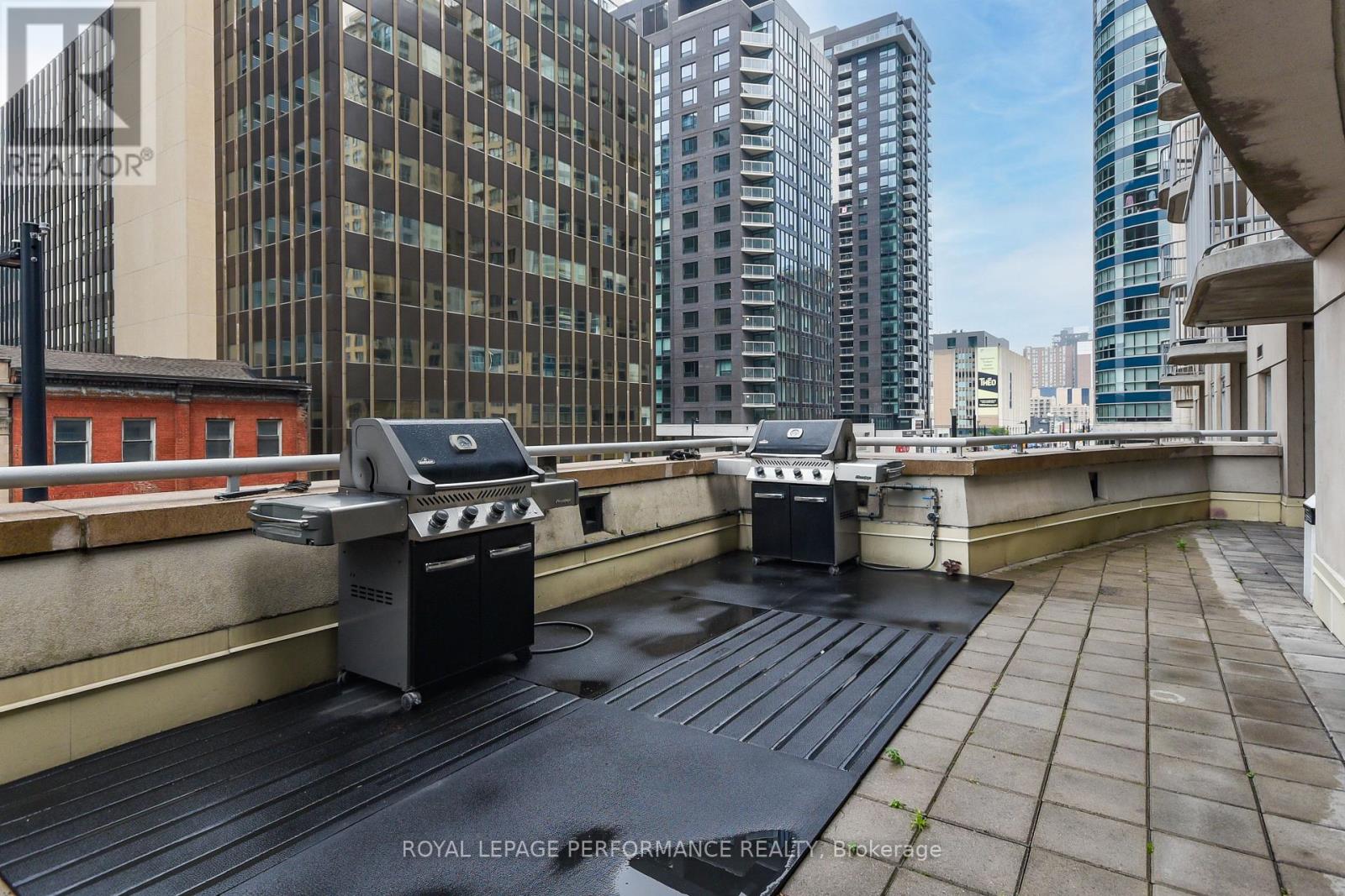 1107 - 234 Rideau Street