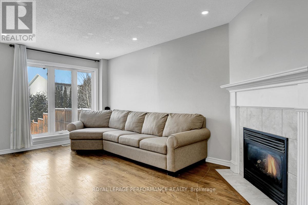 156 Talltree Crescent