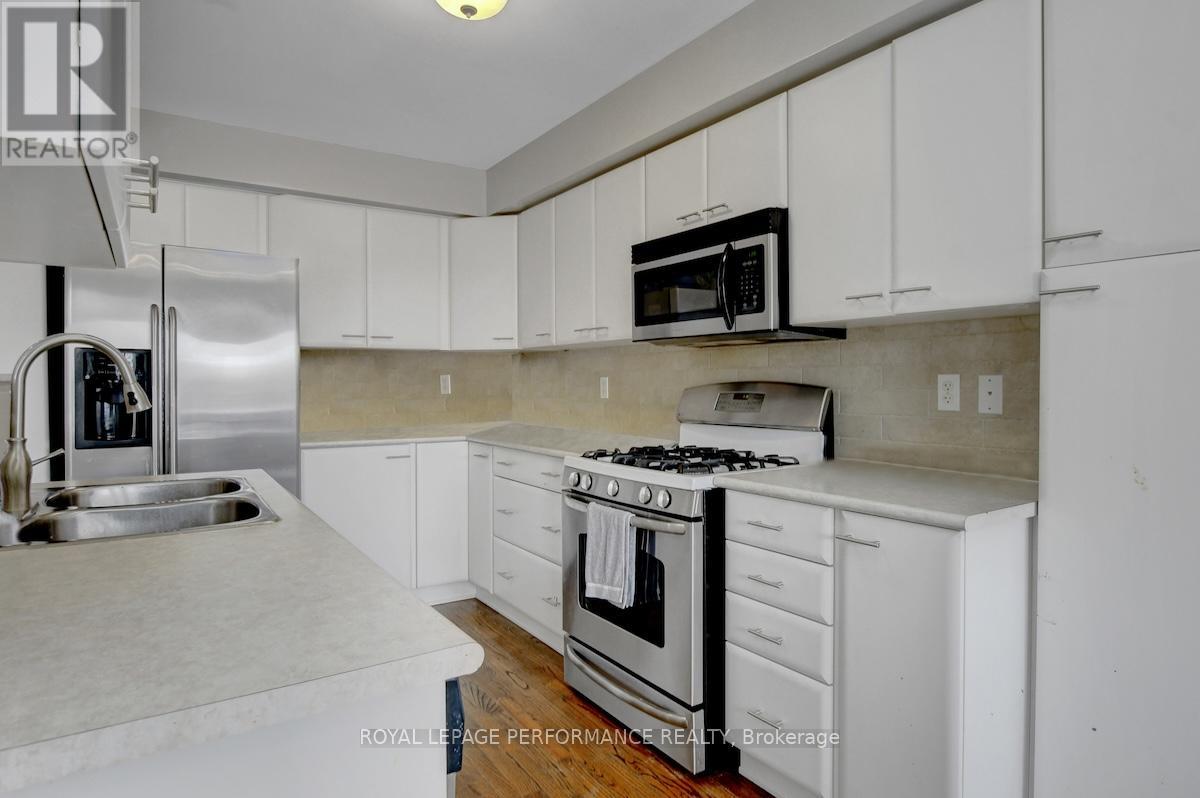 156 Talltree Crescent