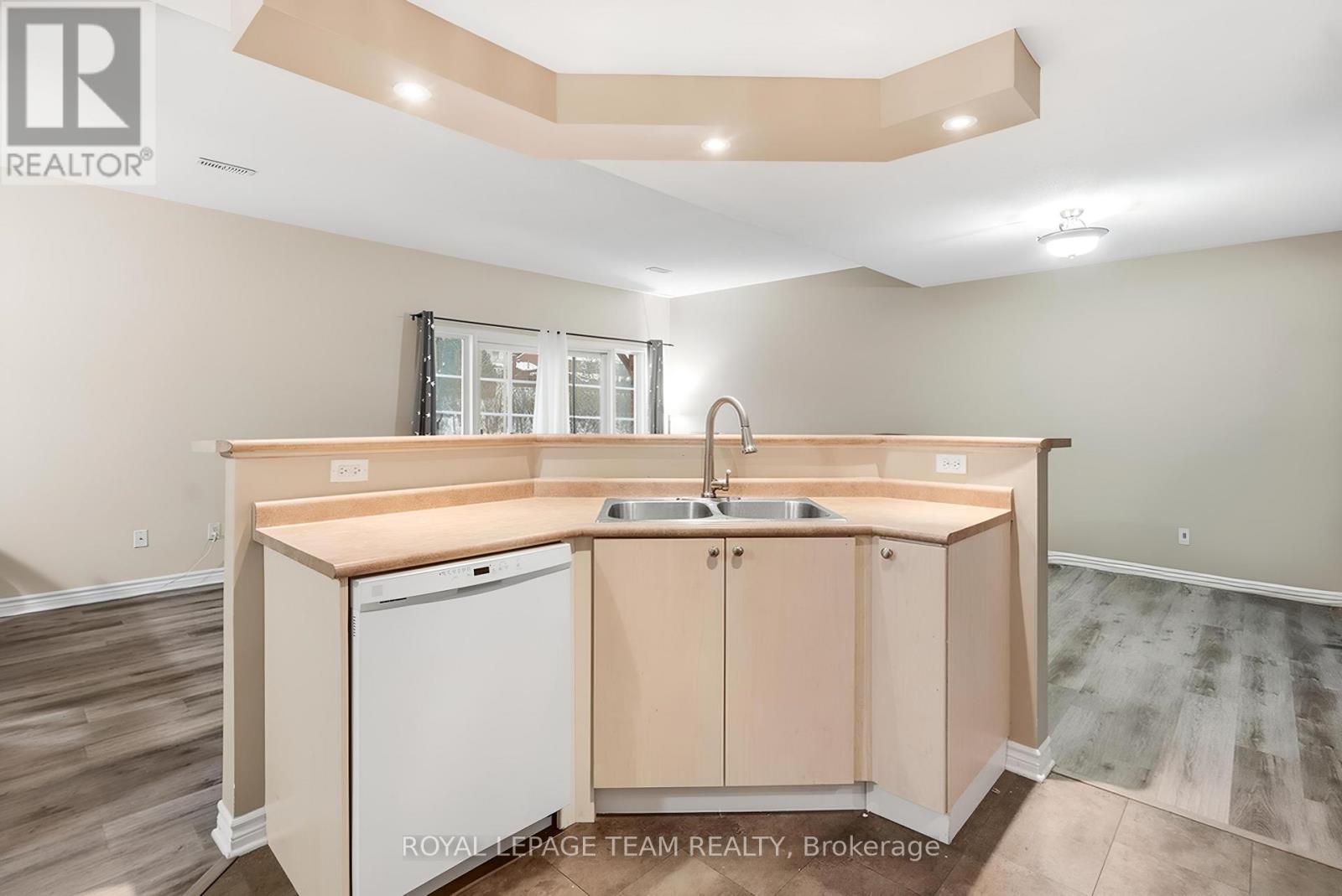 108 - 3265 St. Joseph Boulevard