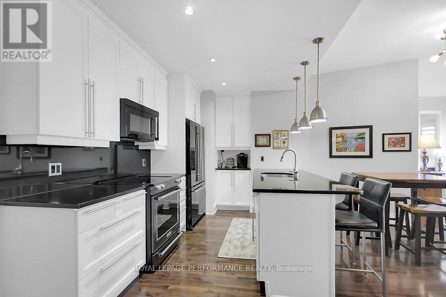 409 - 420 Berkley Avenue