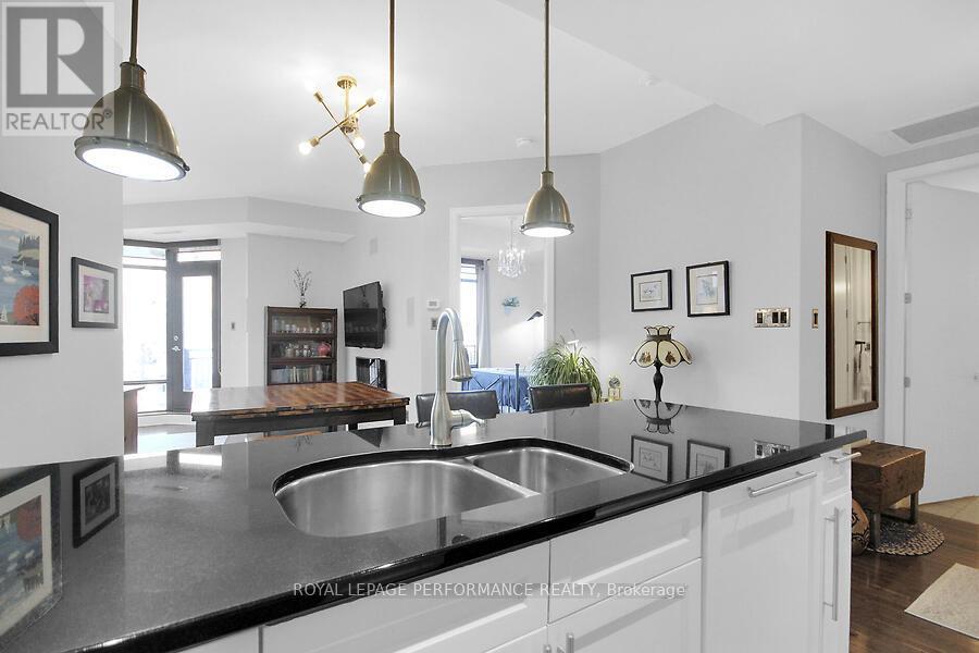 409 - 420 Berkley Avenue